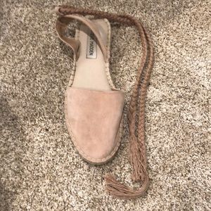 Steve Madden Wrap Up Sneaker